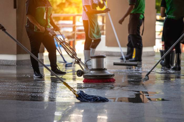 Industrial Cleaning vs Retail Cleaning: Understanding the Key Differences & Benefits